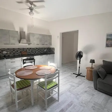 Eymet Holiday Rentals